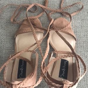 David Aaron Stacy Heels